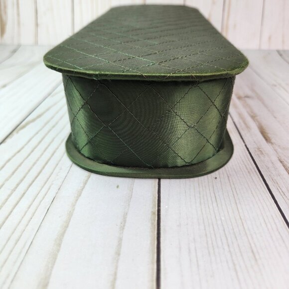 Quilted Green Satin Vanity Box Gloves Hankie Scarf Vintage 13.5 in *READ* - Picture 3 of 14